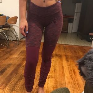 Pink alo yoga leggings